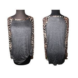 SIZE LARGE LONG SLEEVE WOMANS SHIRT ANIMAL PRINT